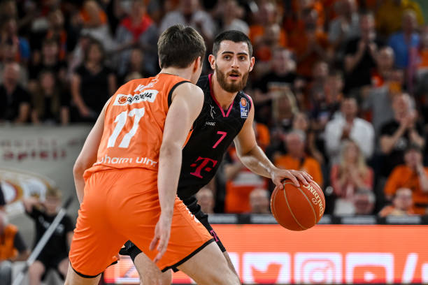 参与到国际 参与到国际